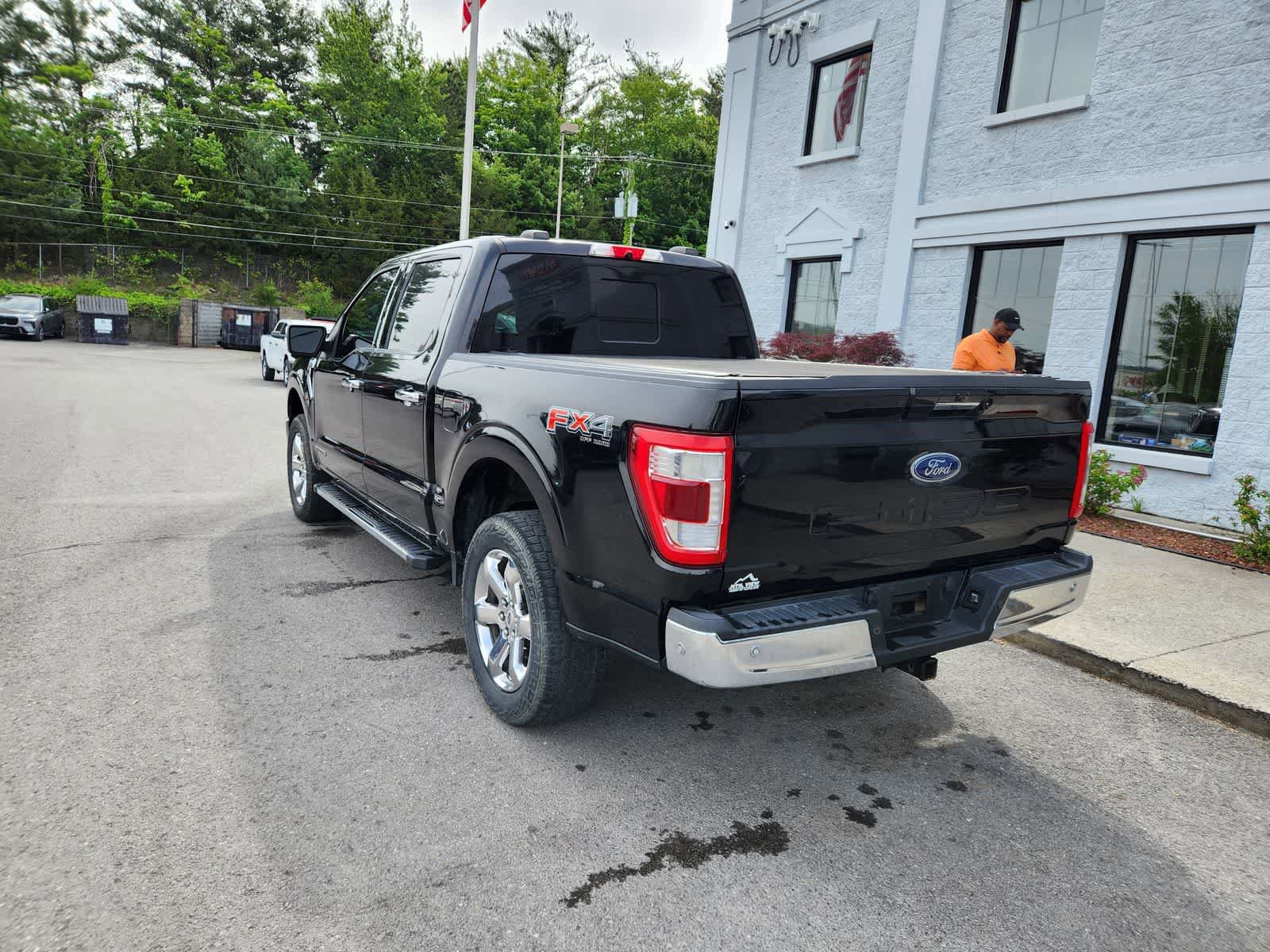 Used 2021 Ford F150 Lariat w/ Equipment Group 502A High AWD/4WD image 3