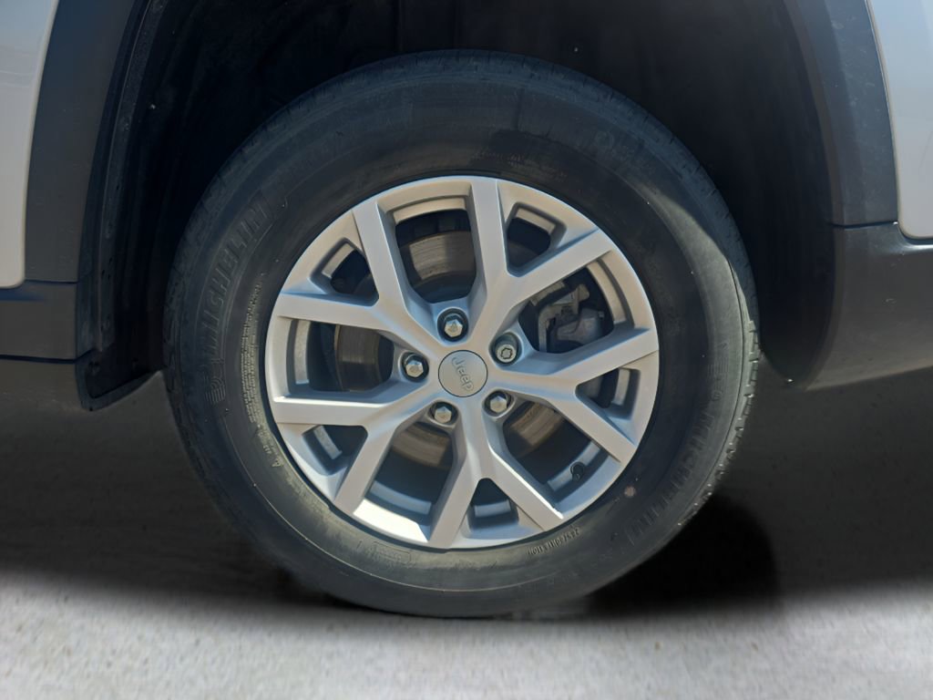 Used 2021 Jeep Grand Cherokee L Limited image 9