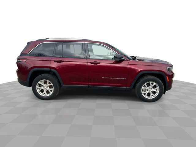 Used 2023 Jeep Grand Cherokee Limited AWD/4WD image 10