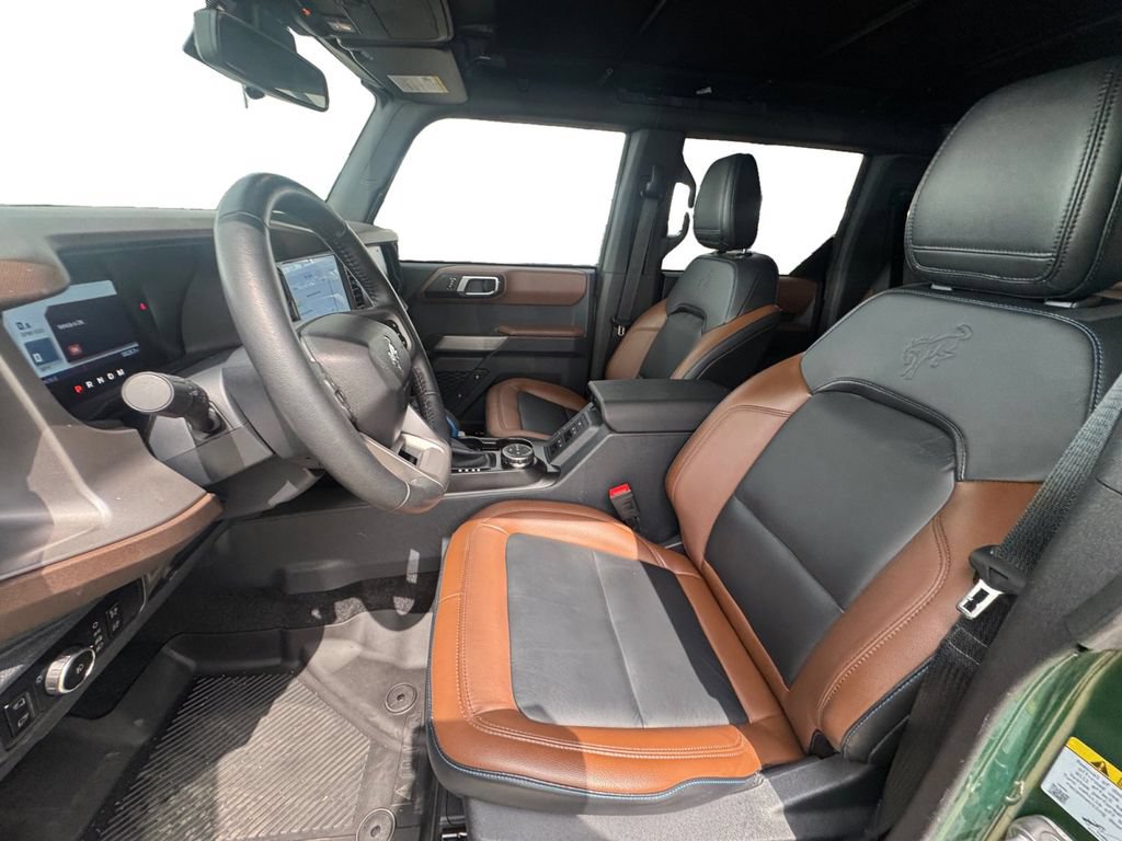Used 2023 Ford Bronco Outer Banks AWD/4WD image 10