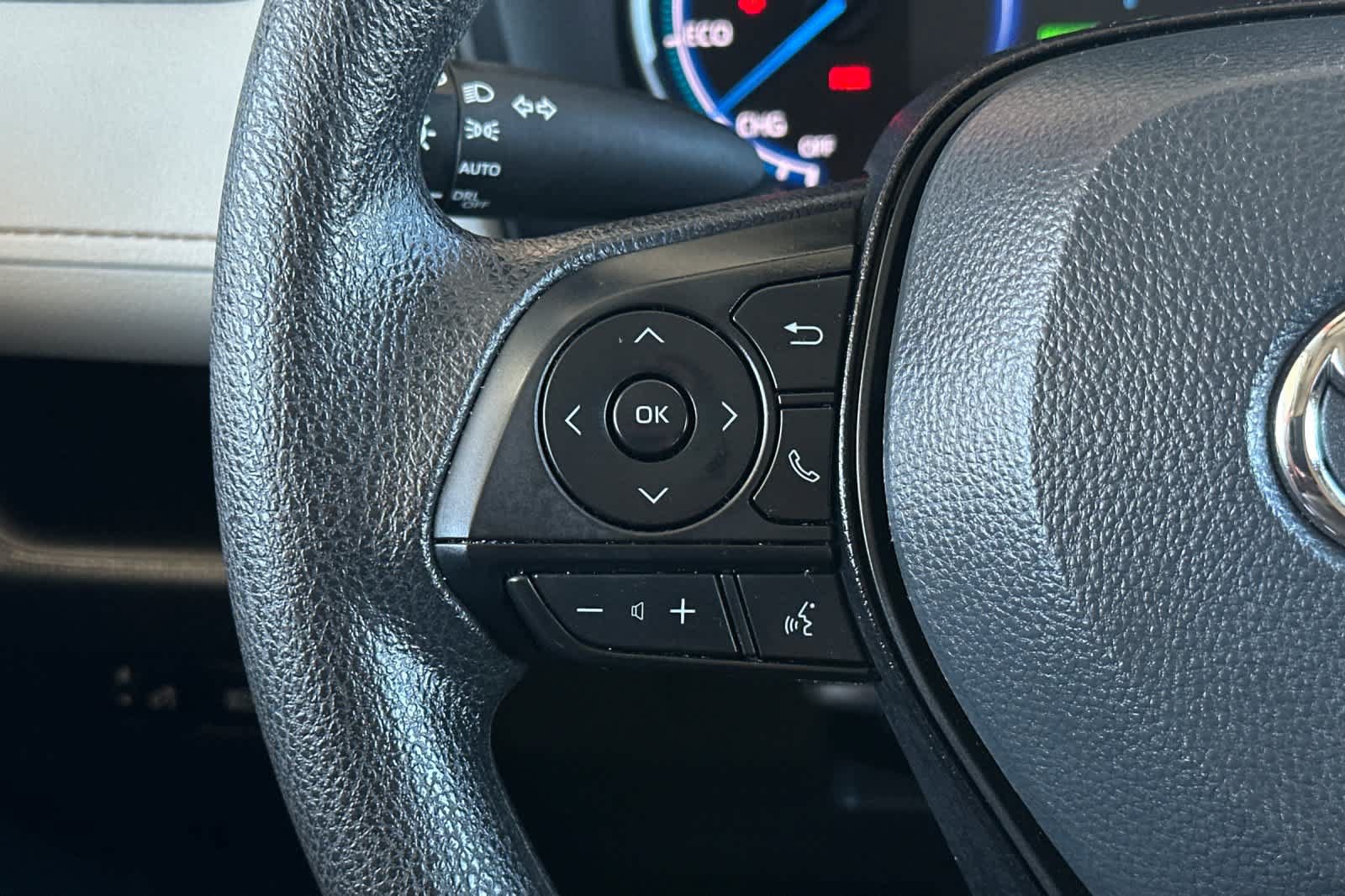 Used 2024 Toyota RAV4 XLE AWD/4WD image 26