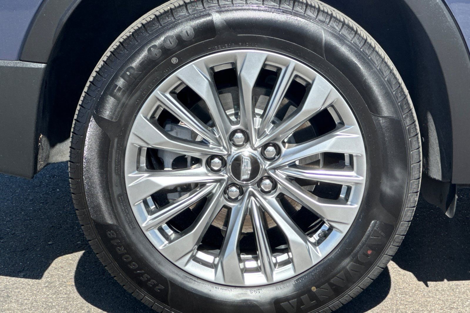 Used 2025 Cadillac XT4 Premium Luxury image 42