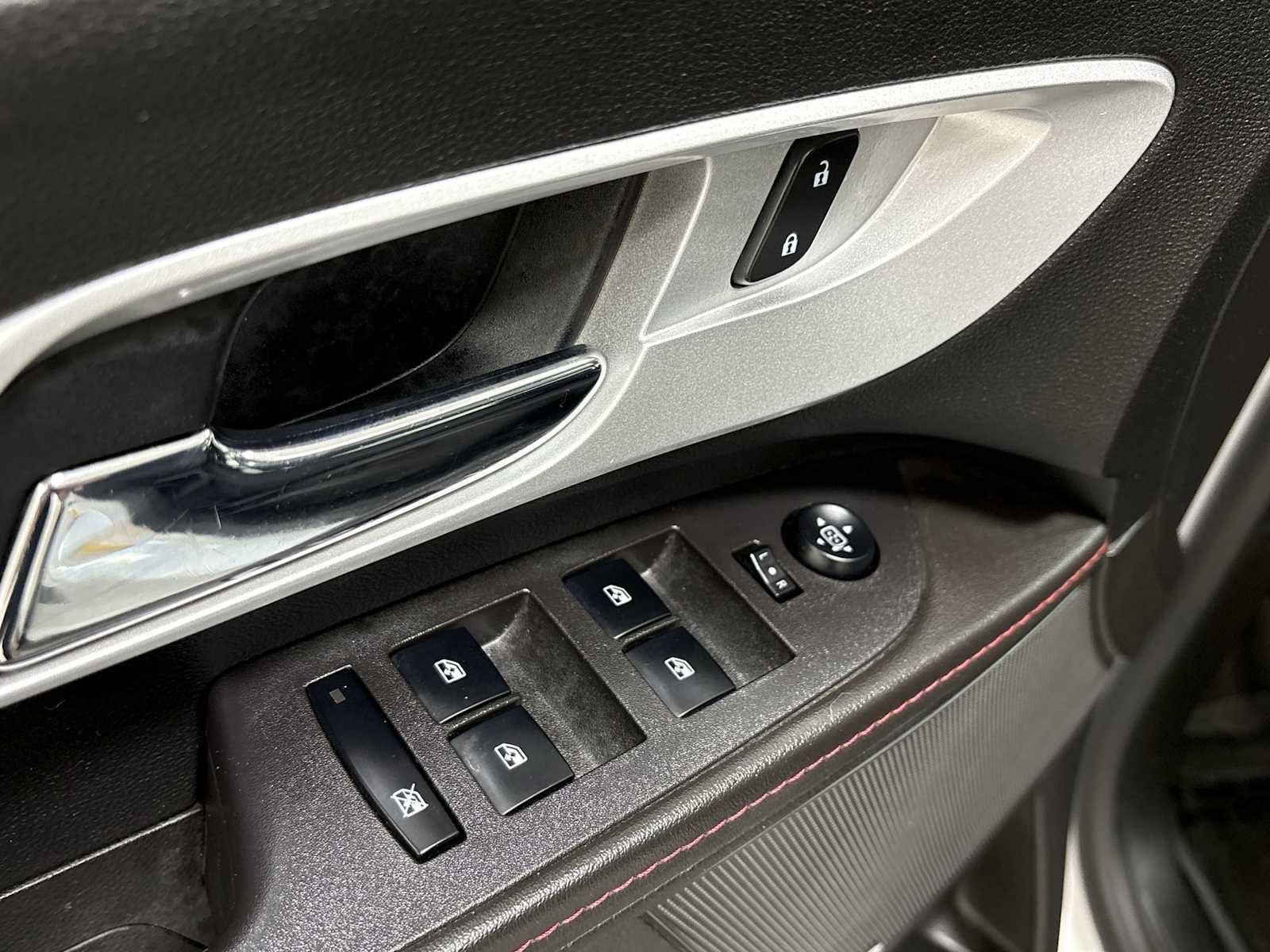 Used 2012 Chevrolet Equinox LT w/ Driver Convenience Package FWD image 15