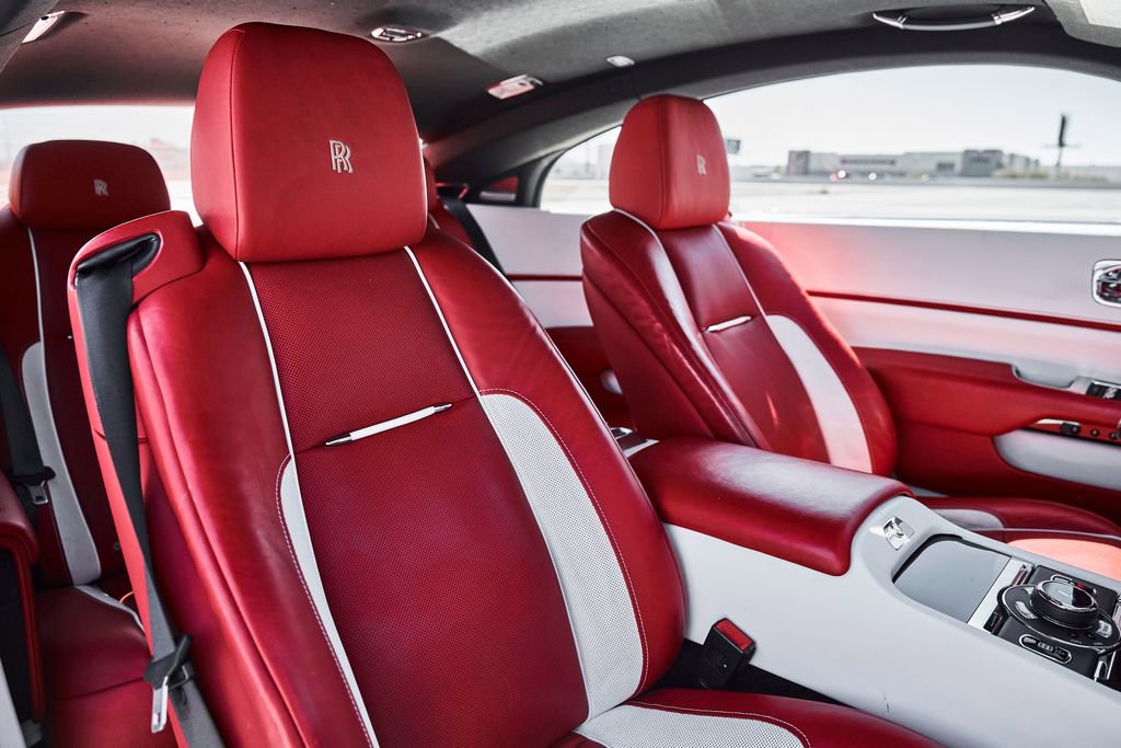 Used 2020 Rolls-Royce Wraith image 36