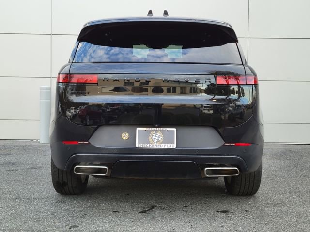Used 2025 Land Rover Range Rover Sport SE image 10
