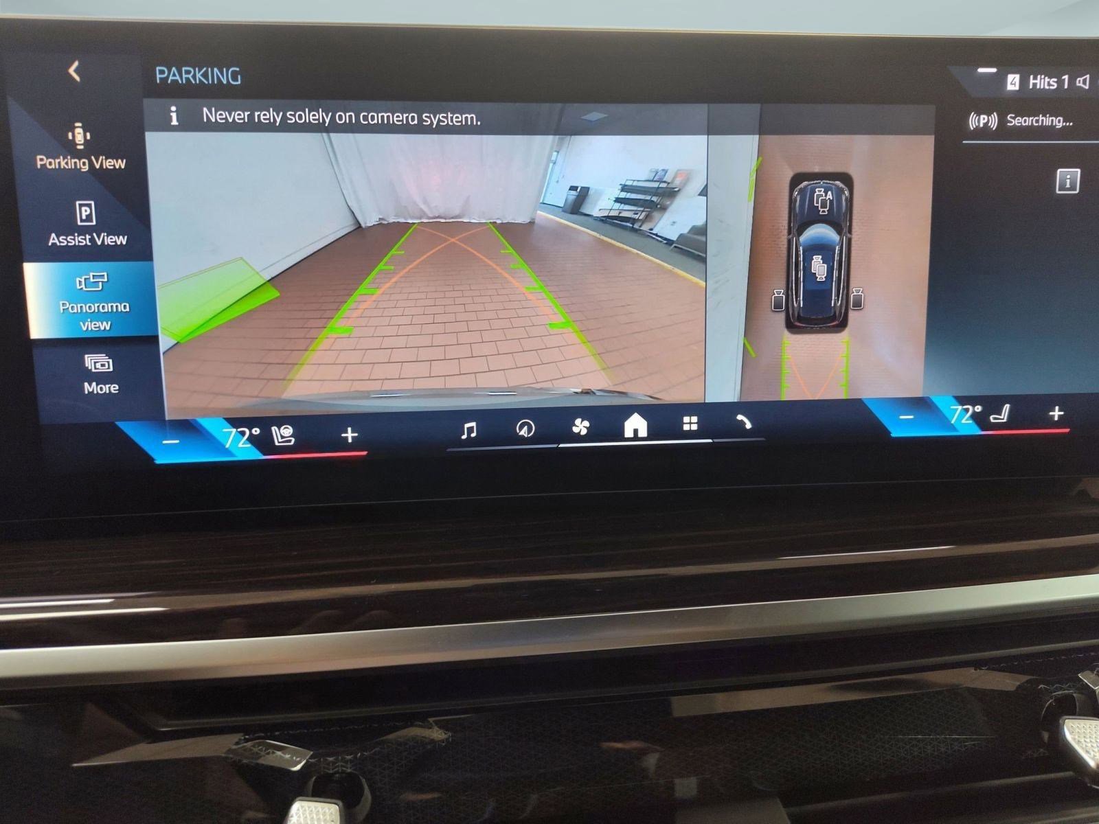 Used 2026 BMW X5 xDrive50e w/ Premium Package image 31