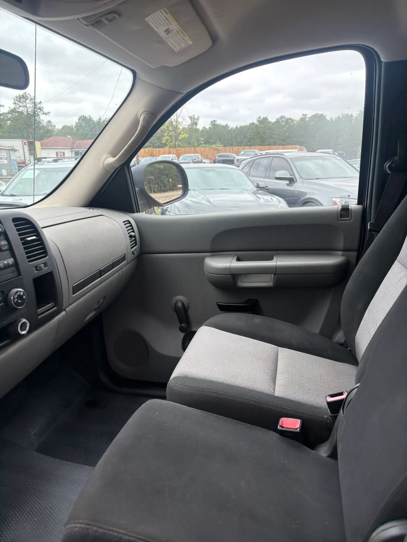 Used 2009 Chevrolet Silverado 1500 W/T w/ Skid Plate Package AWD/4WD image 13
