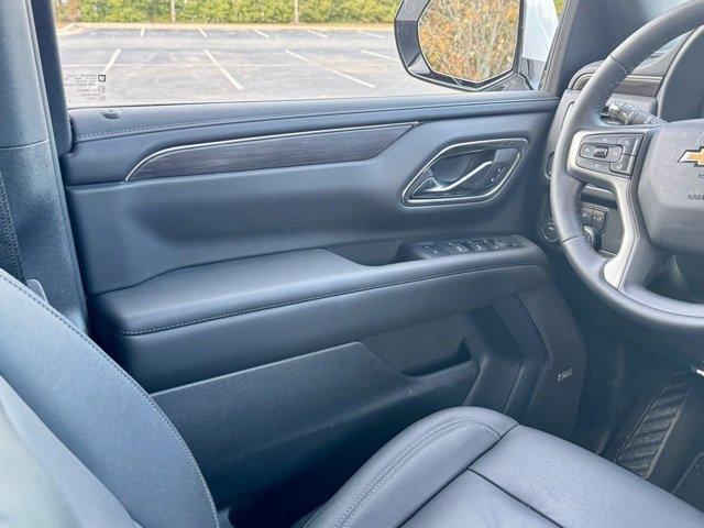 Used 2024 Chevrolet Tahoe LT w/ Luxury Package image 21