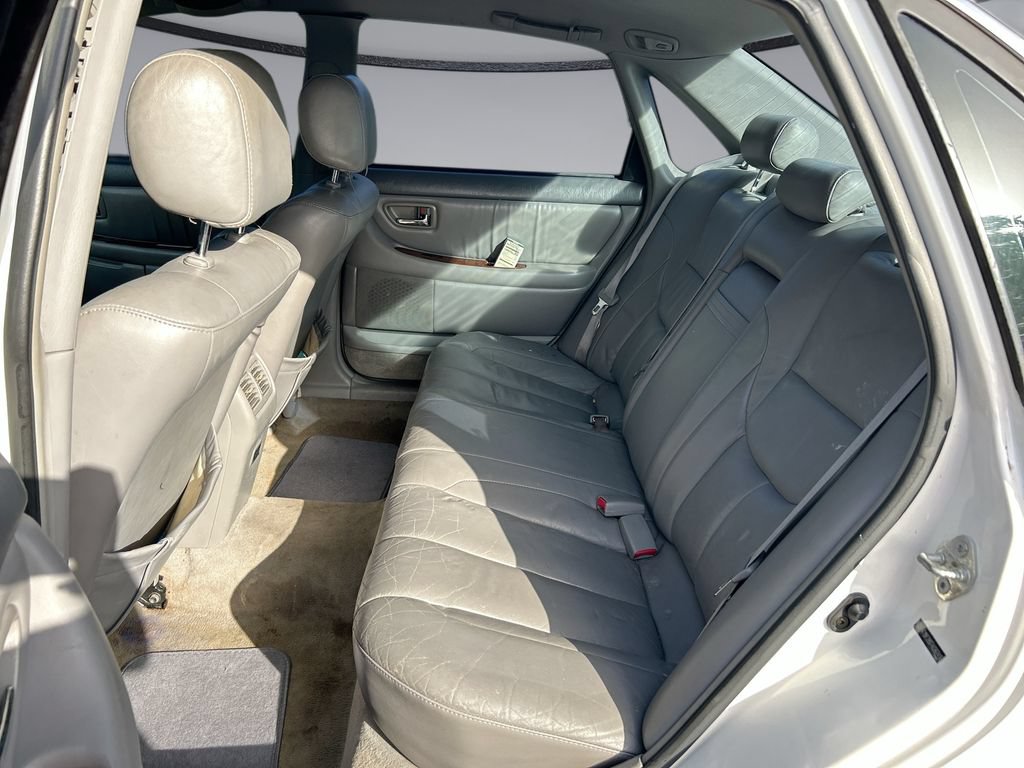 Used 2004 Toyota Avalon XL FWD image 25