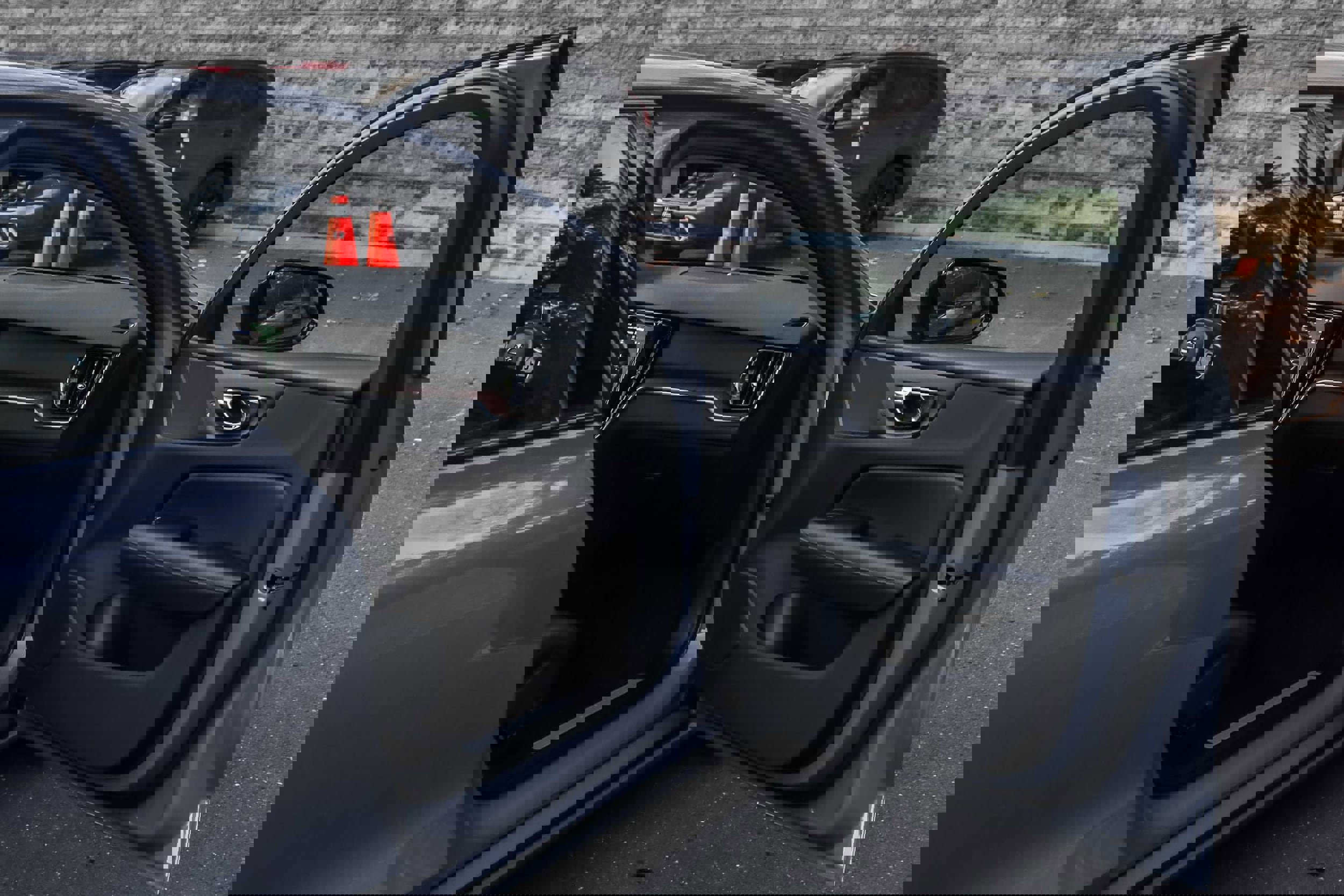 Used 2023 Volvo S60 B5 Plus w/ Climate Package image 15