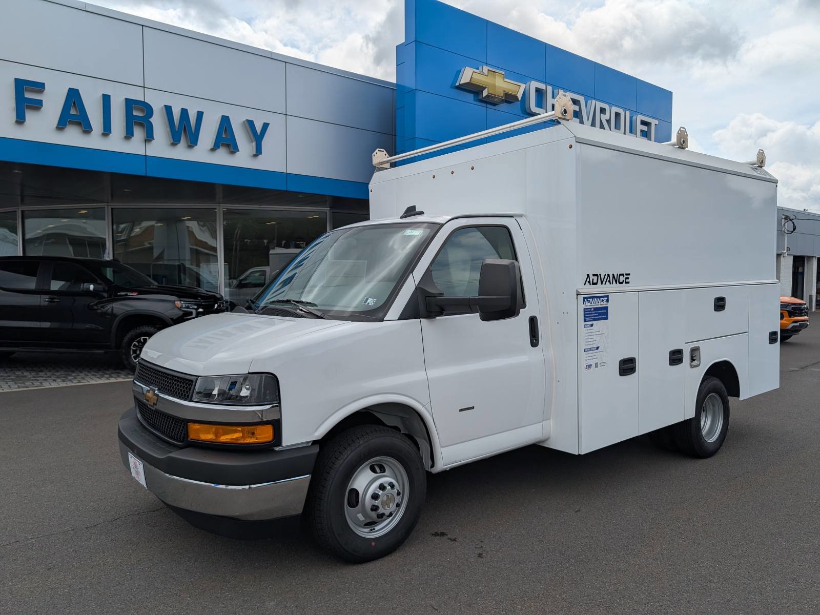 New 2025 Chevrolet Express 3500 w/ Power Convenience Package