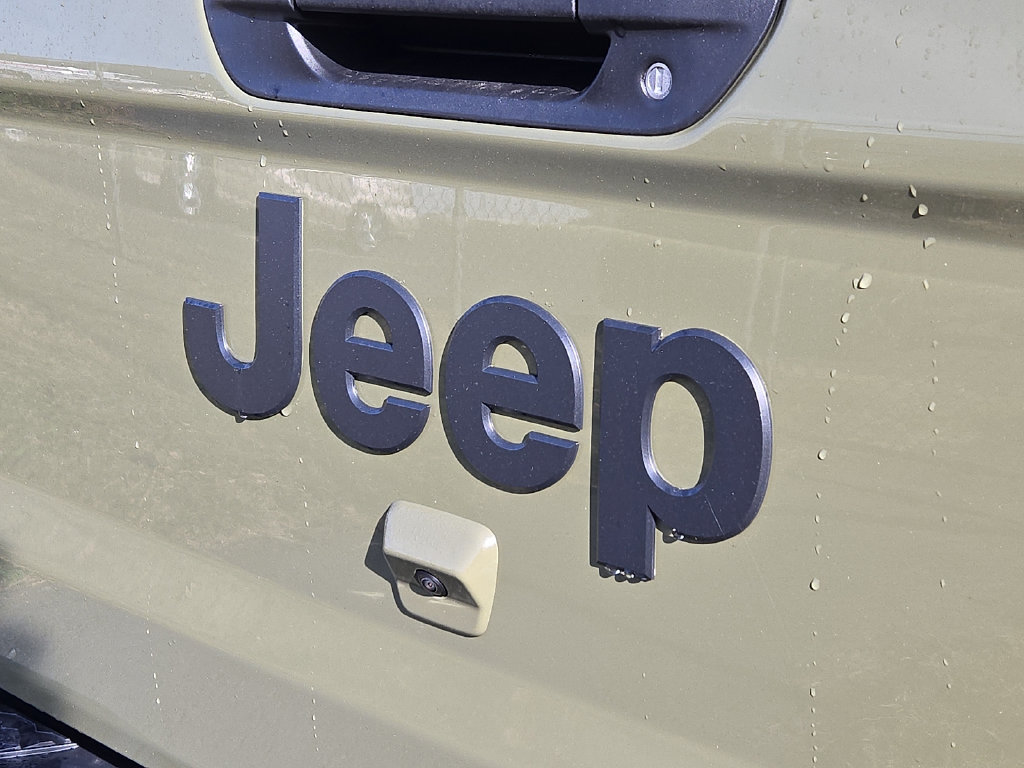 New 2026 Jeep Gladiator Sport AWD/4WD image 5