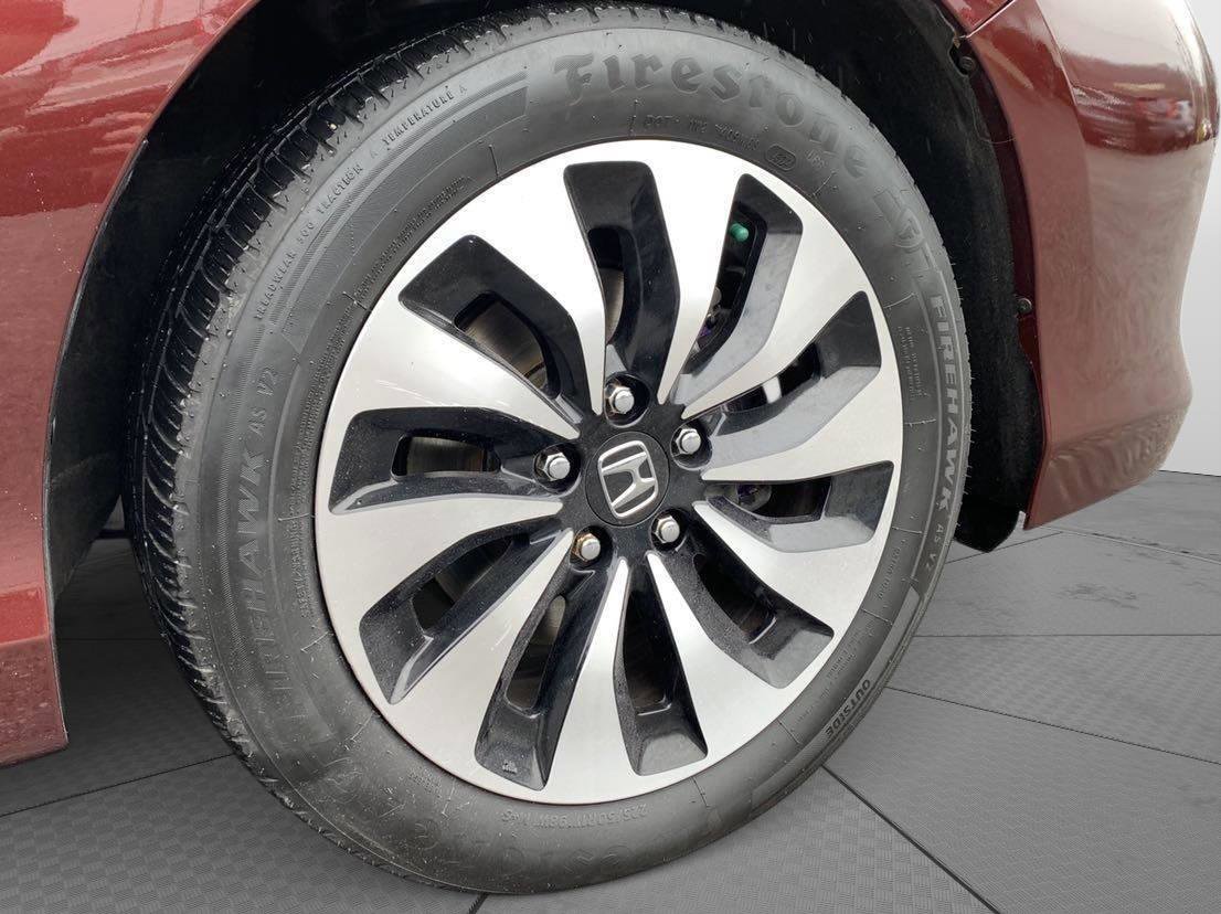 Used 2017 Honda Accord EX-L image 9