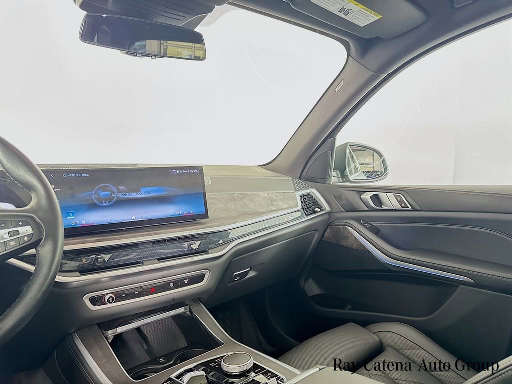 Used 2024 BMW X5 xDrive50e image 24