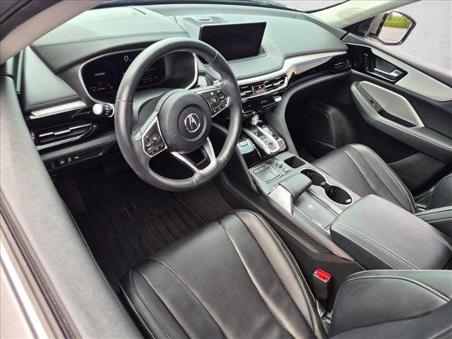 Certified 2024 Acura MDX FWD w/ Technology Package image 10