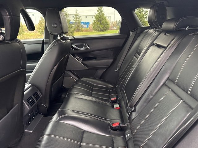 Used 2019 Land Rover Range Rover Velar R-Dynamic SE image 26
