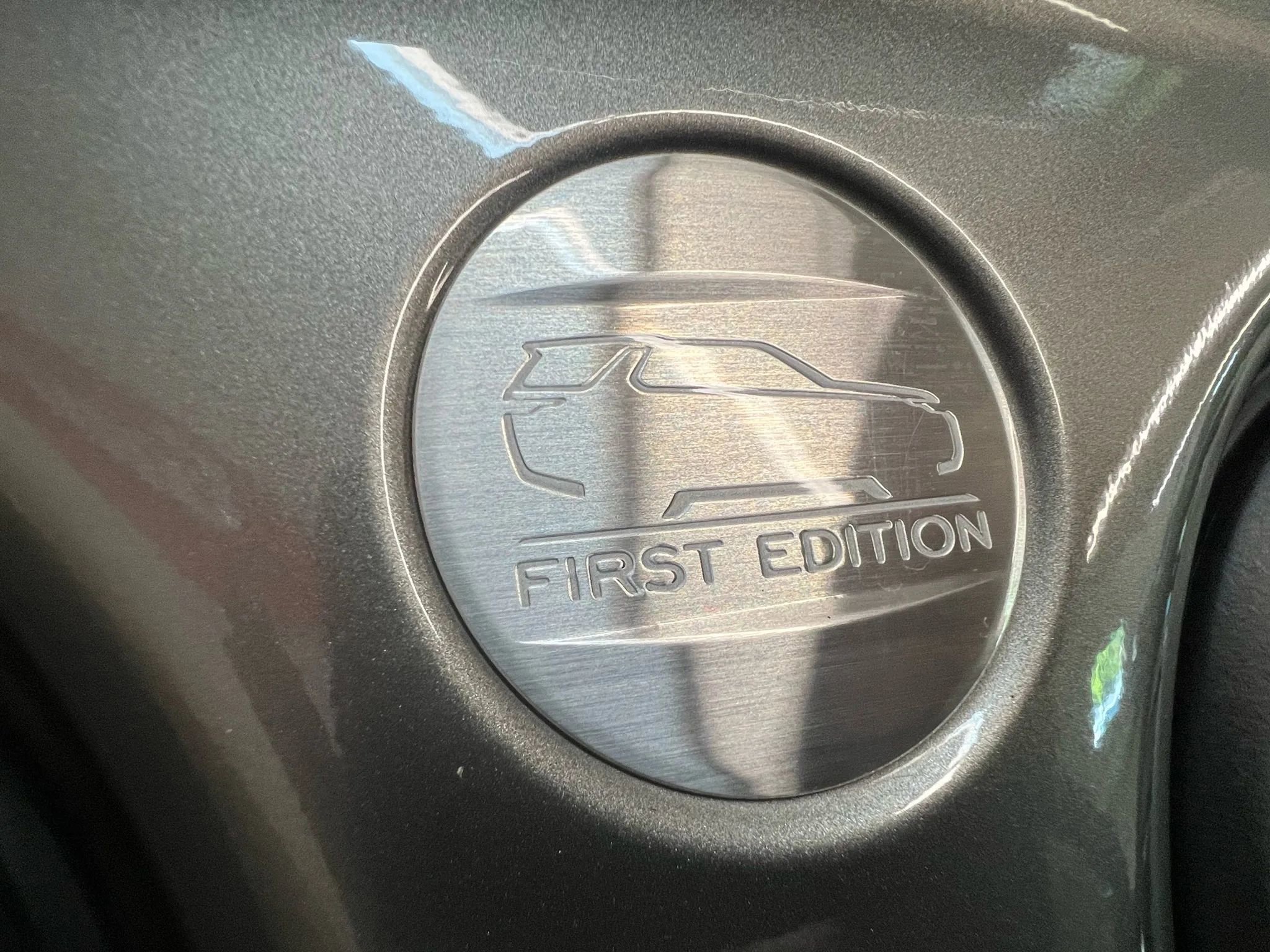 Used 2017 Land Rover Discovery First Edition image 38