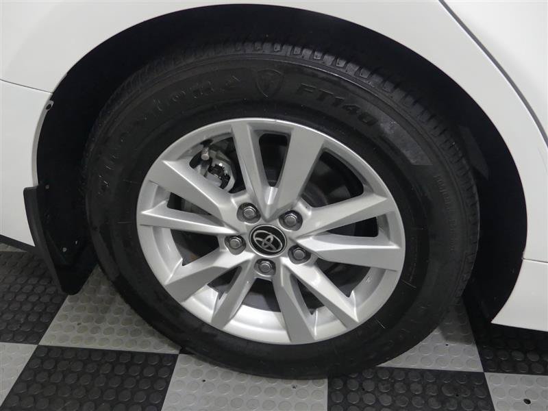Used 2025 Toyota Camry LE FWD image 16