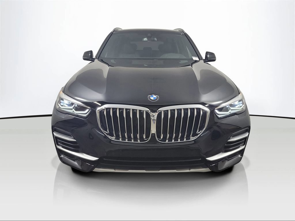 Used 2023 BMW X5 xDrive40i w/ Premium Package AWD/4WD image 2