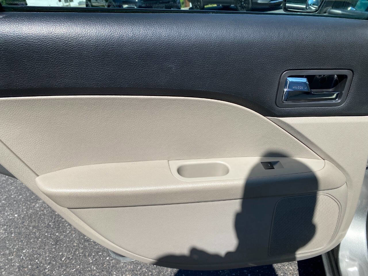 Used 2009 Ford Fusion SE FWD image 21