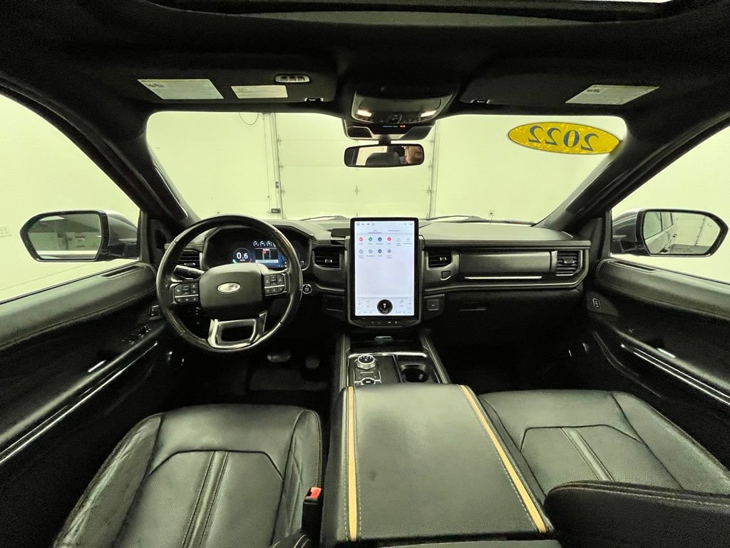 Used 2022 Ford Expedition Platinum AWD/4WD image 4