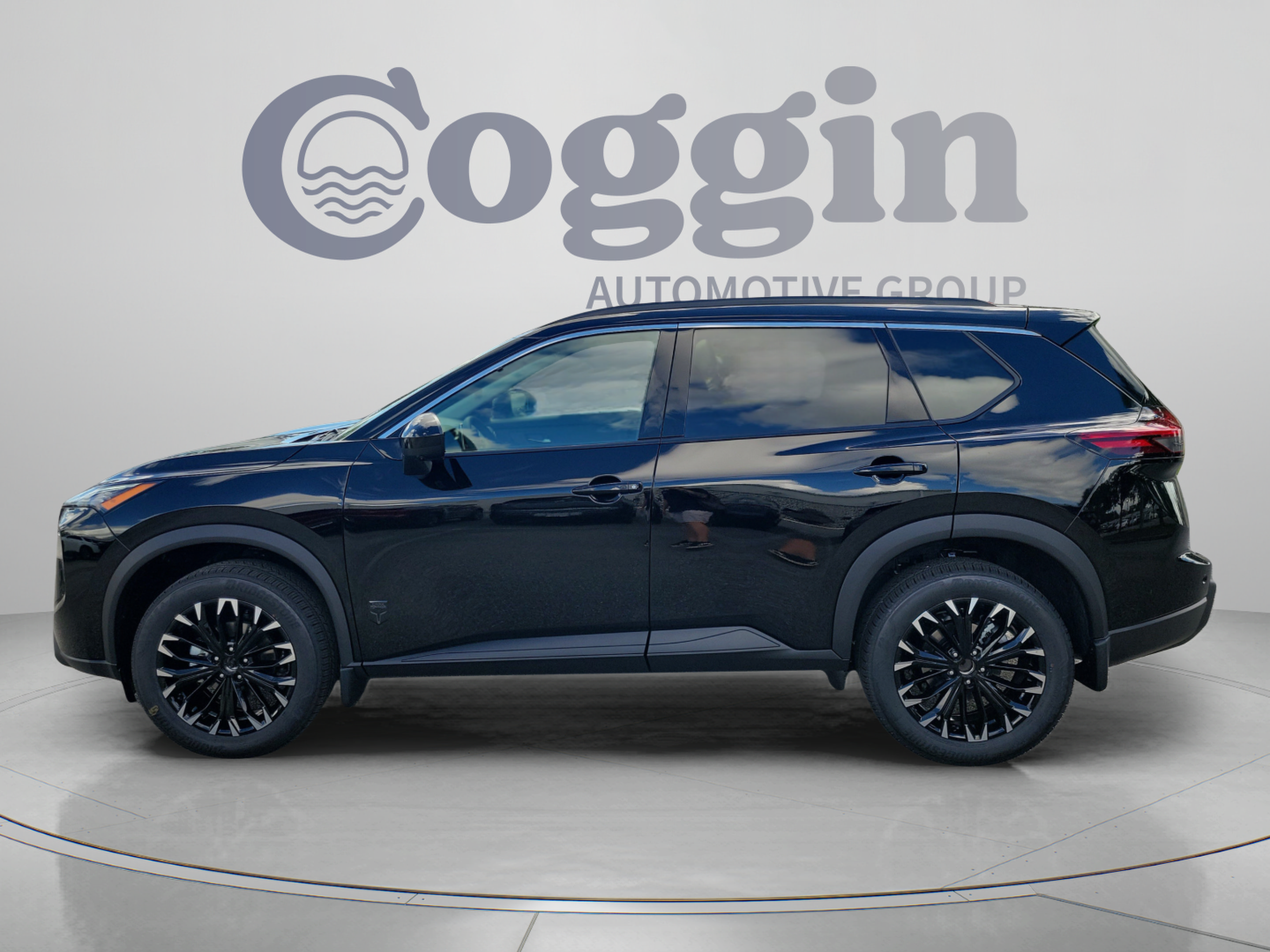 New 2026 Nissan Rogue Dark Armor FWD image 2