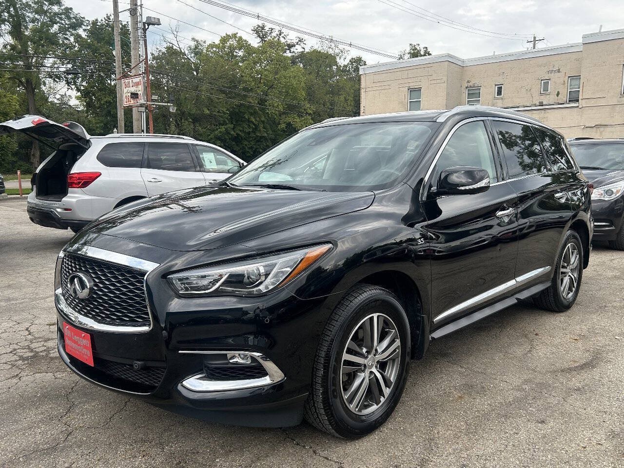 Used 2020 INFINITI QX60 Luxe w/ Essential Package AWD/4WD image 2