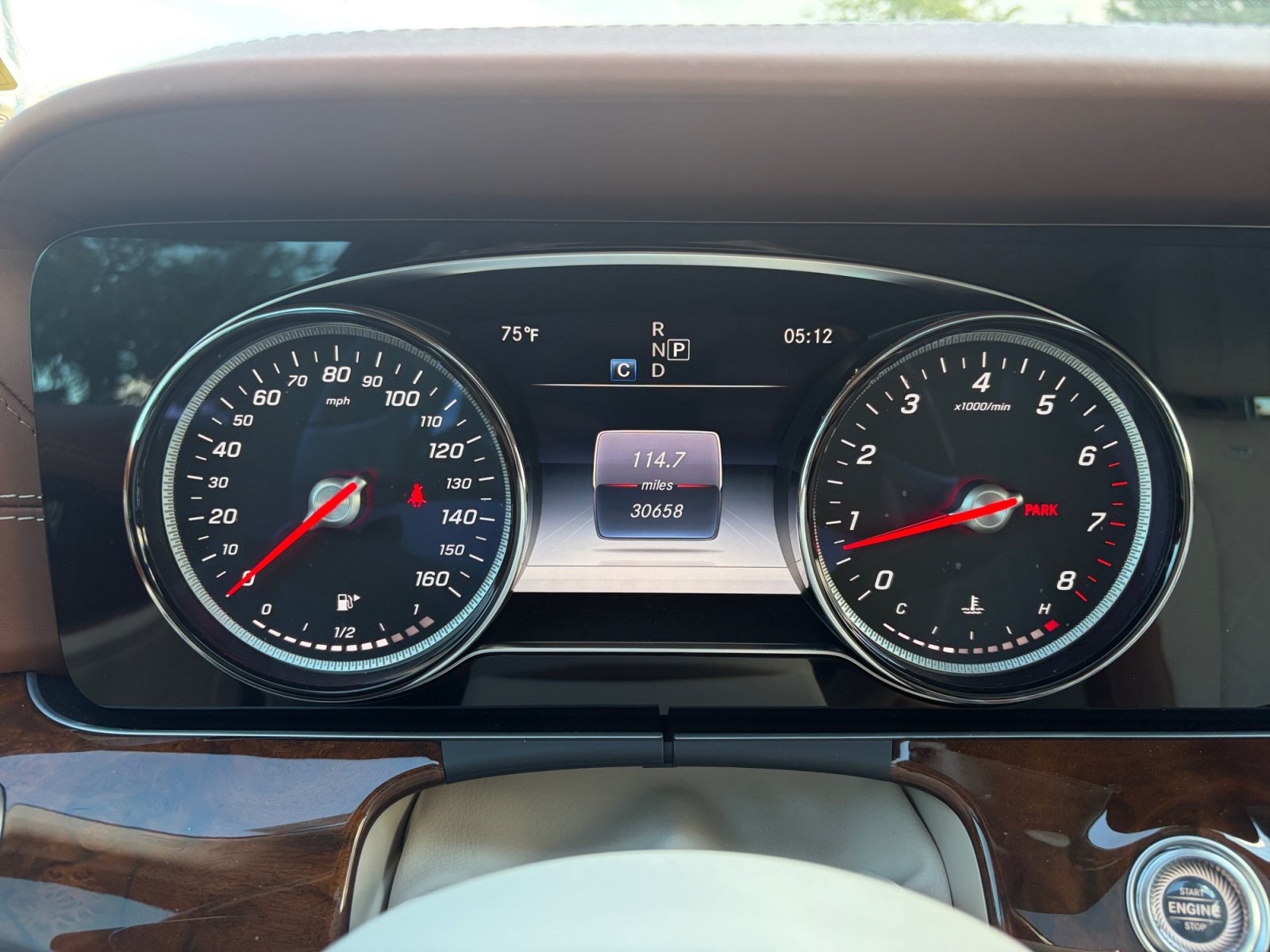 Used 2019 Mercedes-Benz E 300 4MATIC image 19