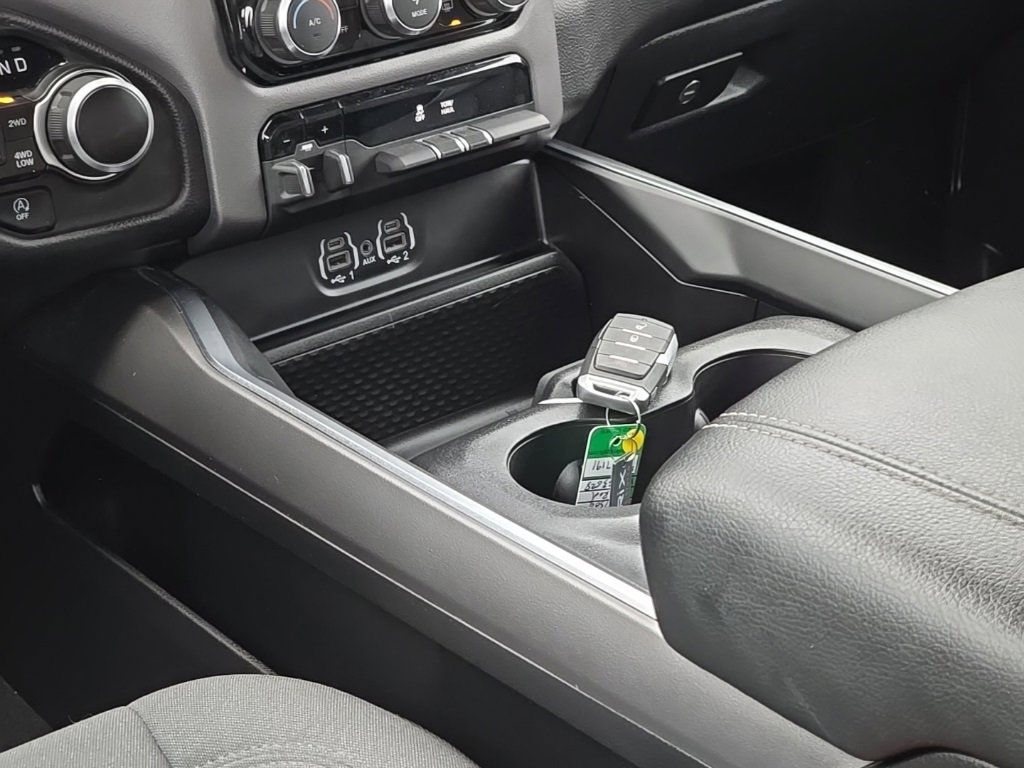 Used 2024 RAM 1500 Lone Star image 12