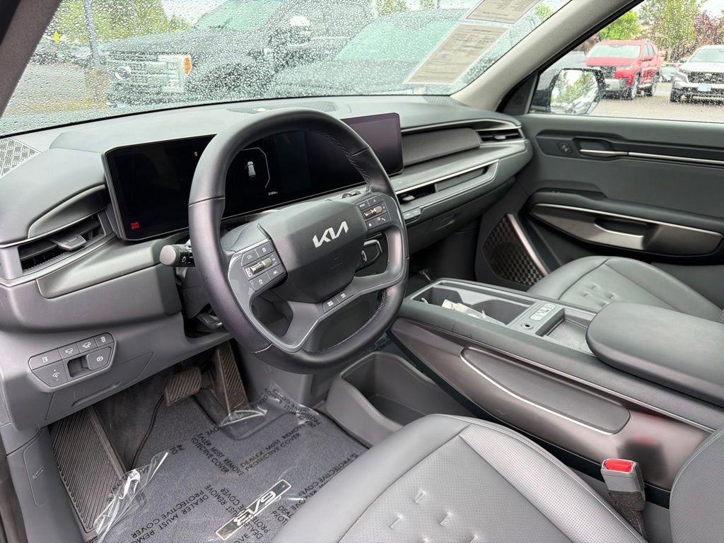 Used 2024 Kia EV9 Wind AWD/4WD image 17