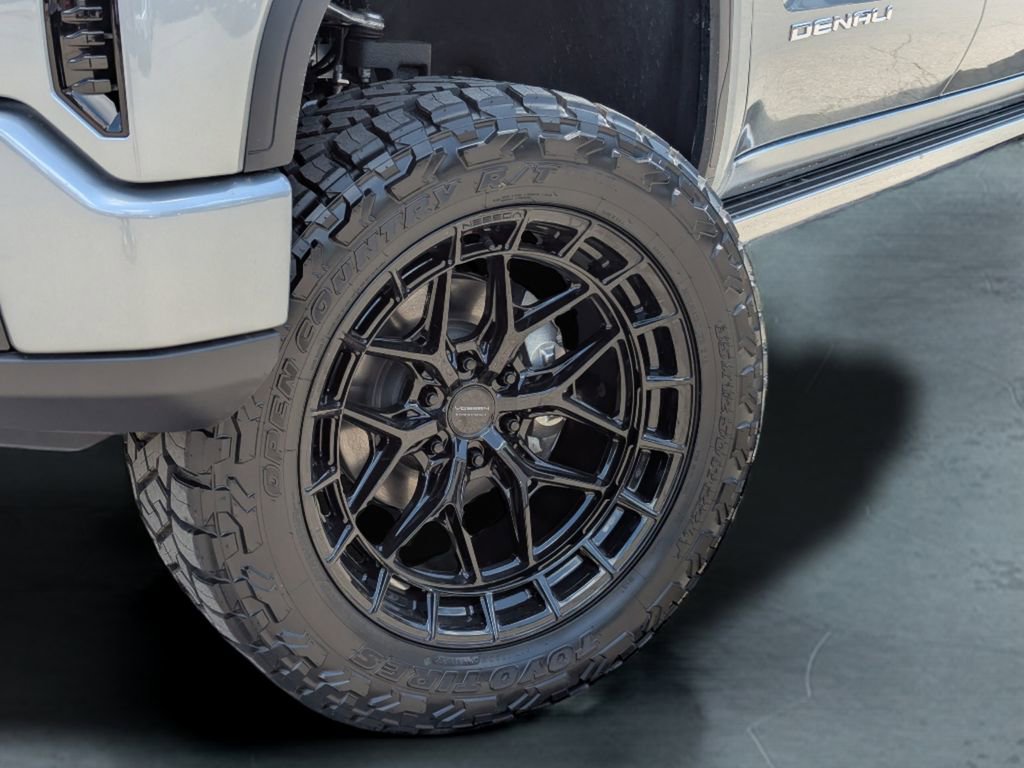 New 2025 GMC Sierra 1500 Denali w/ Denali Reserve Package image 2