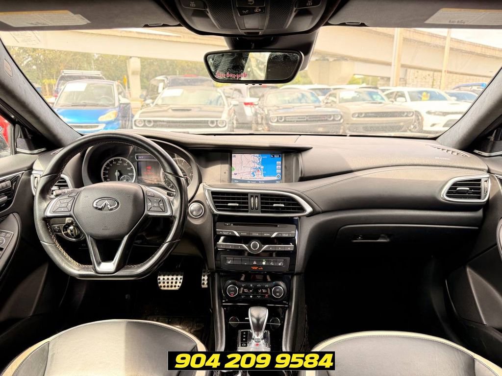 Used 2017 INFINITI QX30 Sport w/ Sport Leather Package FWD image 37