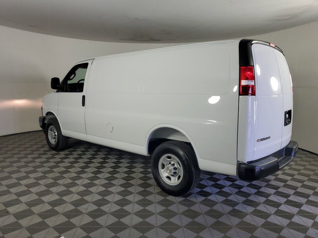 New 2026 Chevrolet Express 2500 w/ Driver Convenience Package image 6