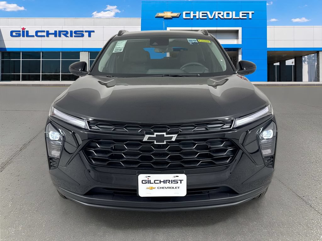 New 2026 Chevrolet Trax LT w/ Midnight Edition FWD image 2