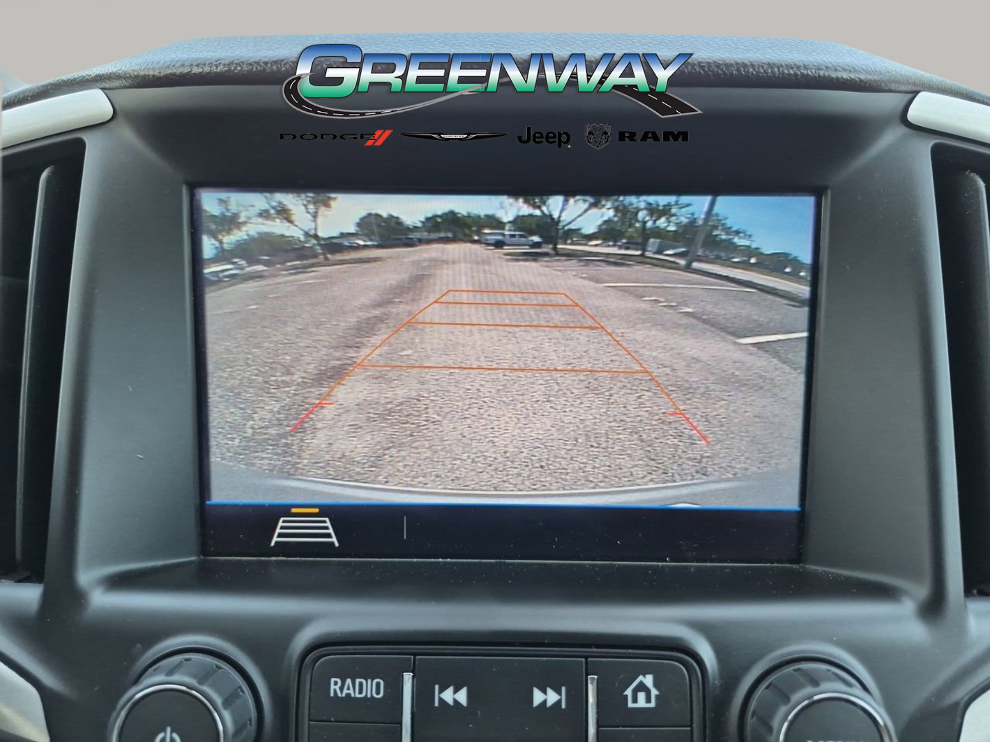 Used 2018 GMC Terrain SLT w/ Preferred Package FWD image 17