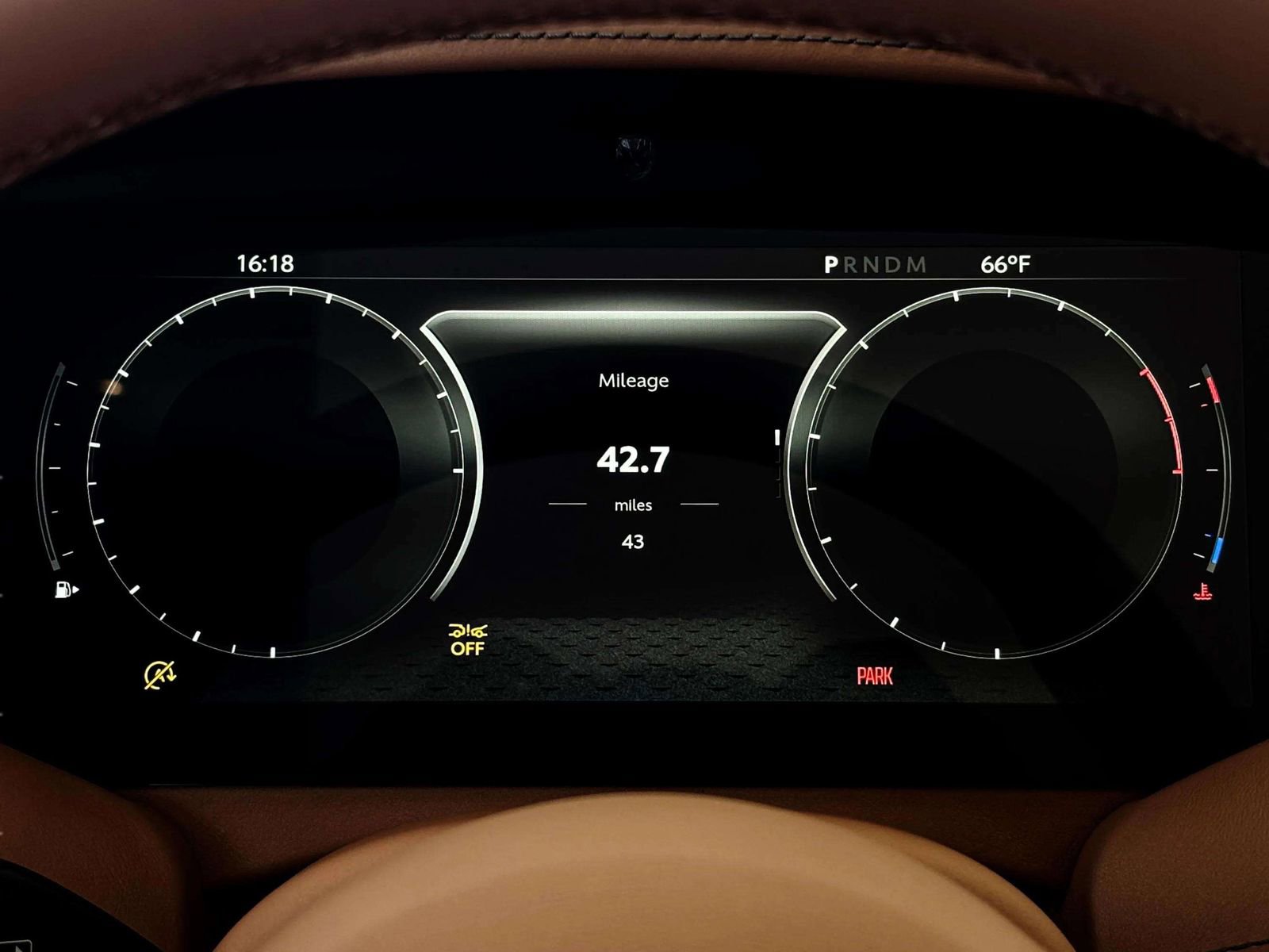 New 2026 Aston Martin DB12 Convertible RWD image 32