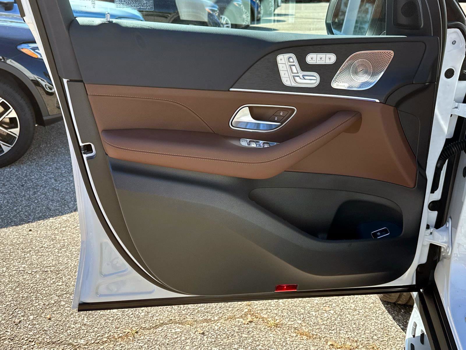 New 2026 Mercedes-Benz GLS 450 4MATIC image 17
