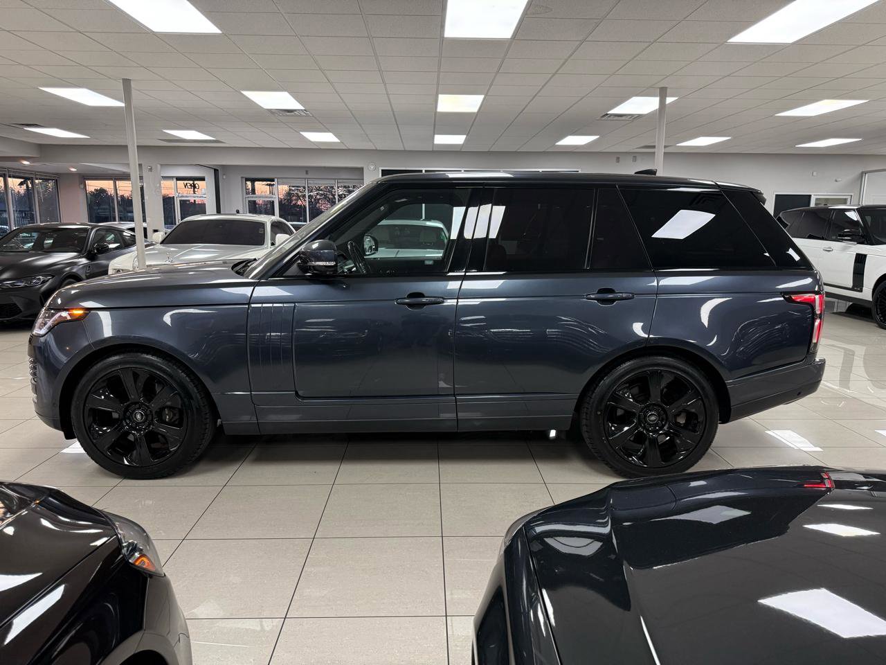 Used 2019 Land Rover Range Rover HSE image 7