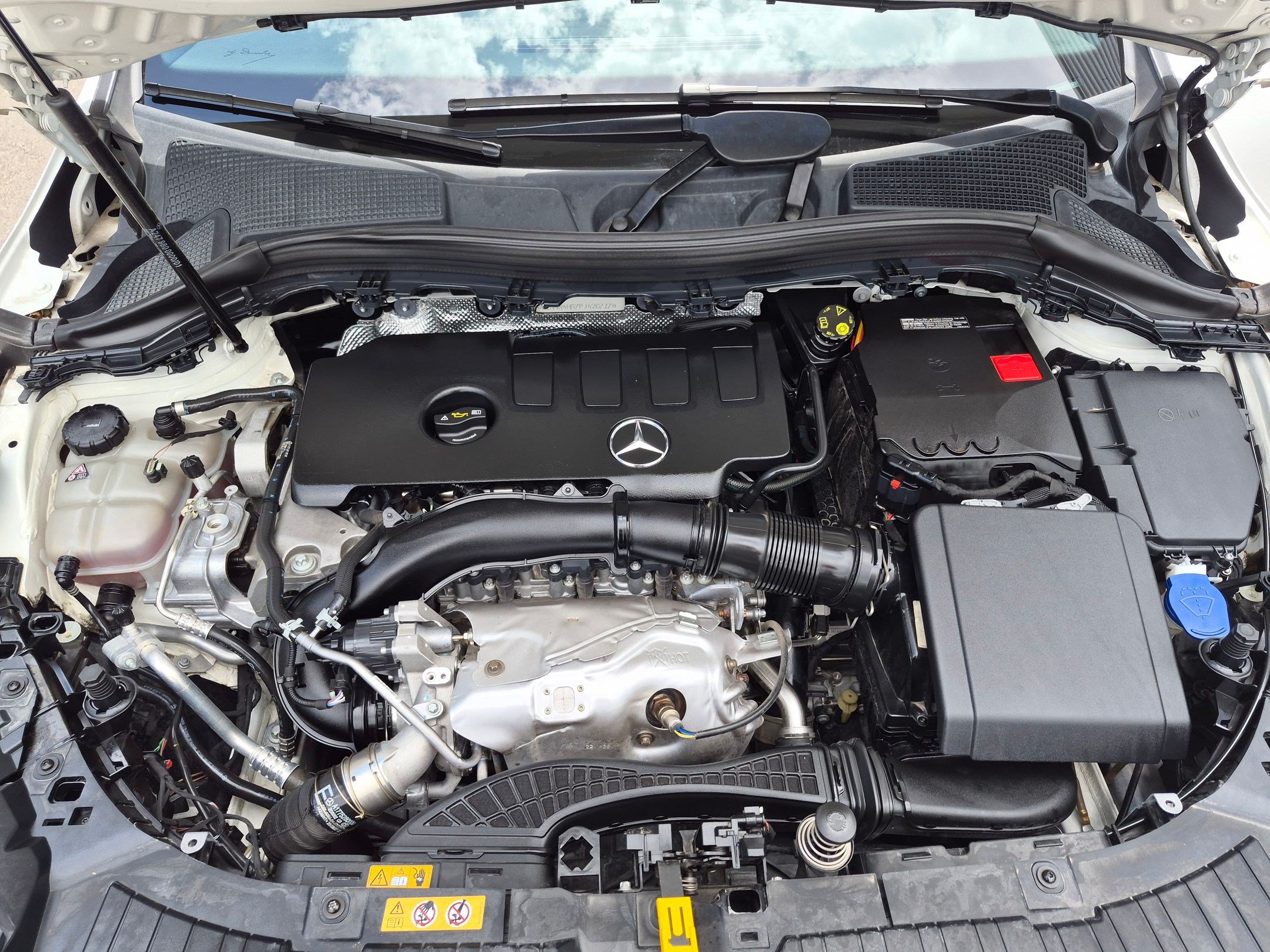 Certified 2023 Mercedes-Benz GLA 250 4MATIC image 32