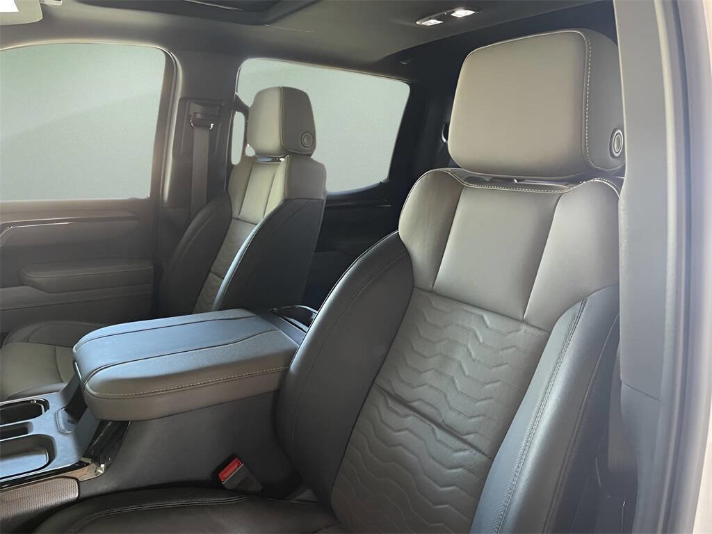 Used 2023 Chevrolet Silverado 1500 ZR2 w/ Technology Package image 19