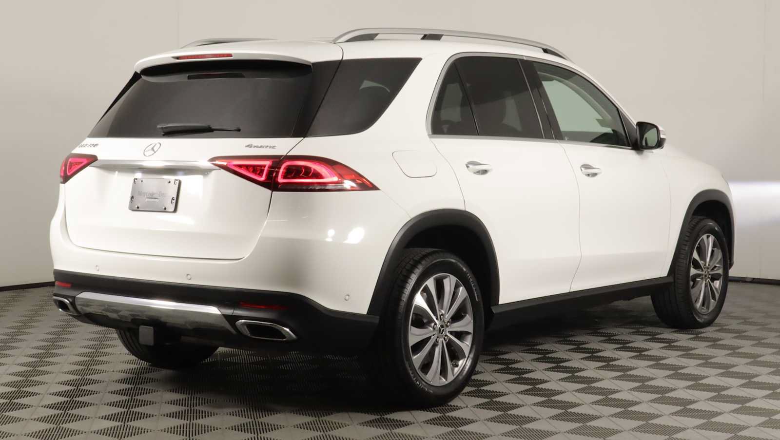 Used 2023 Mercedes-Benz GLE 350 4MATIC image 6