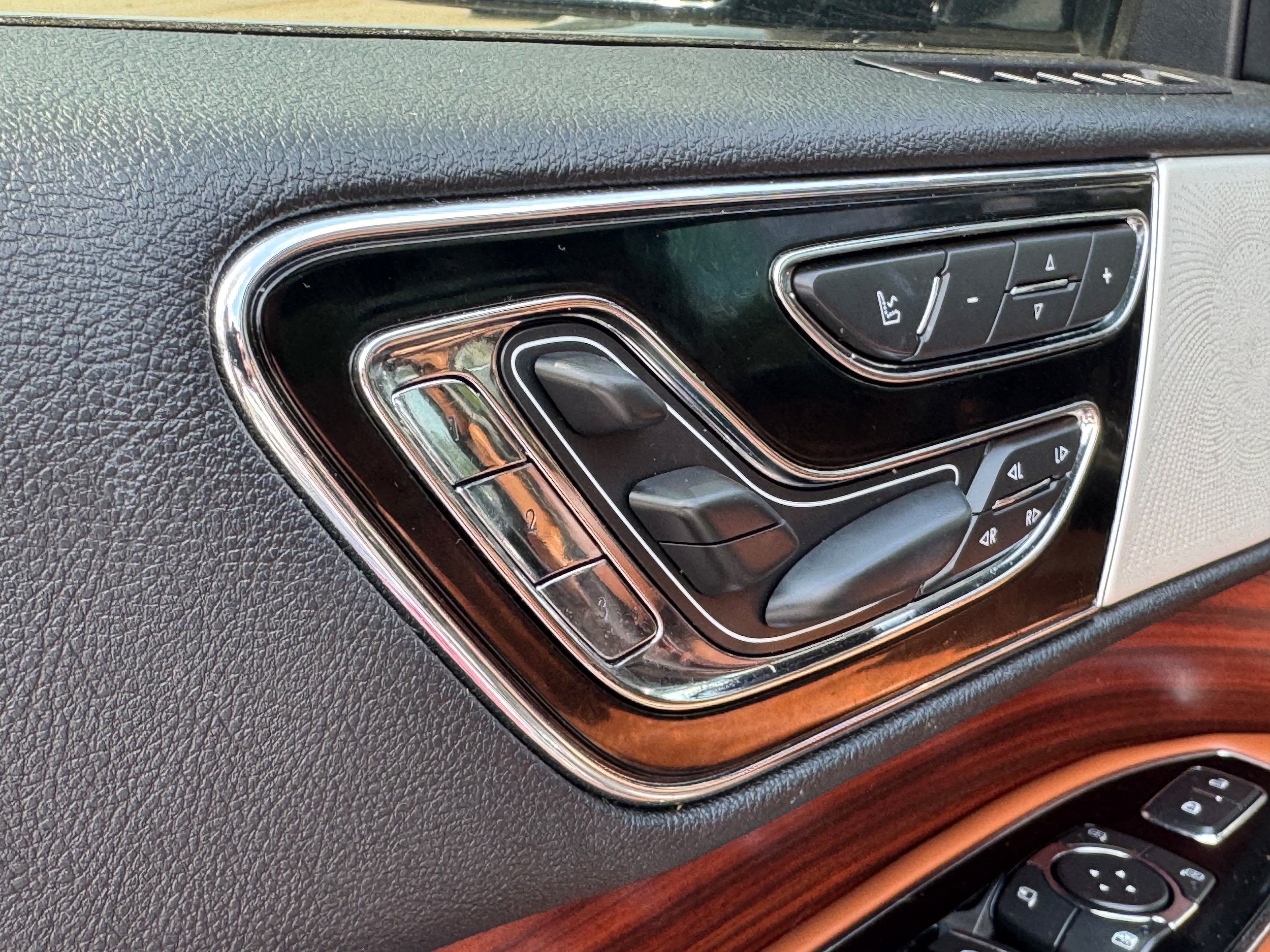 Used 2021 Lincoln Navigator Reserve RWD image 8