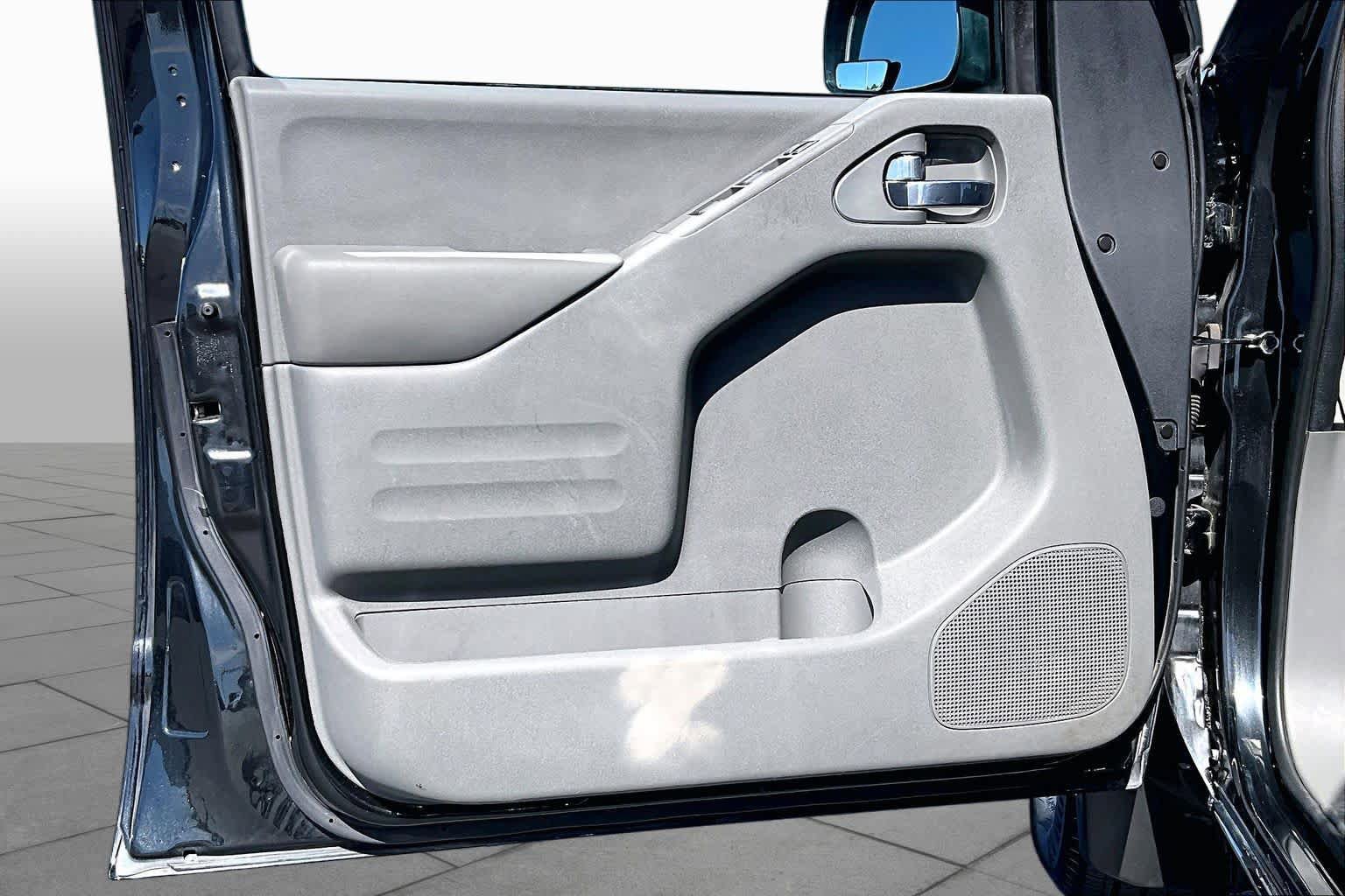Used 2019 Nissan Frontier SV AWD/4WD image 24