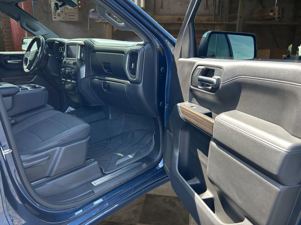 Certified 2019 Chevrolet Silverado 1500 LT w/ All-Star Edition AWD/4WD image 17