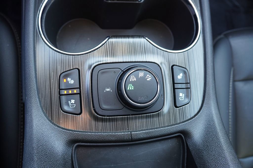 Certified 2023 GMC Acadia SLT w/ Preferred Package image 35