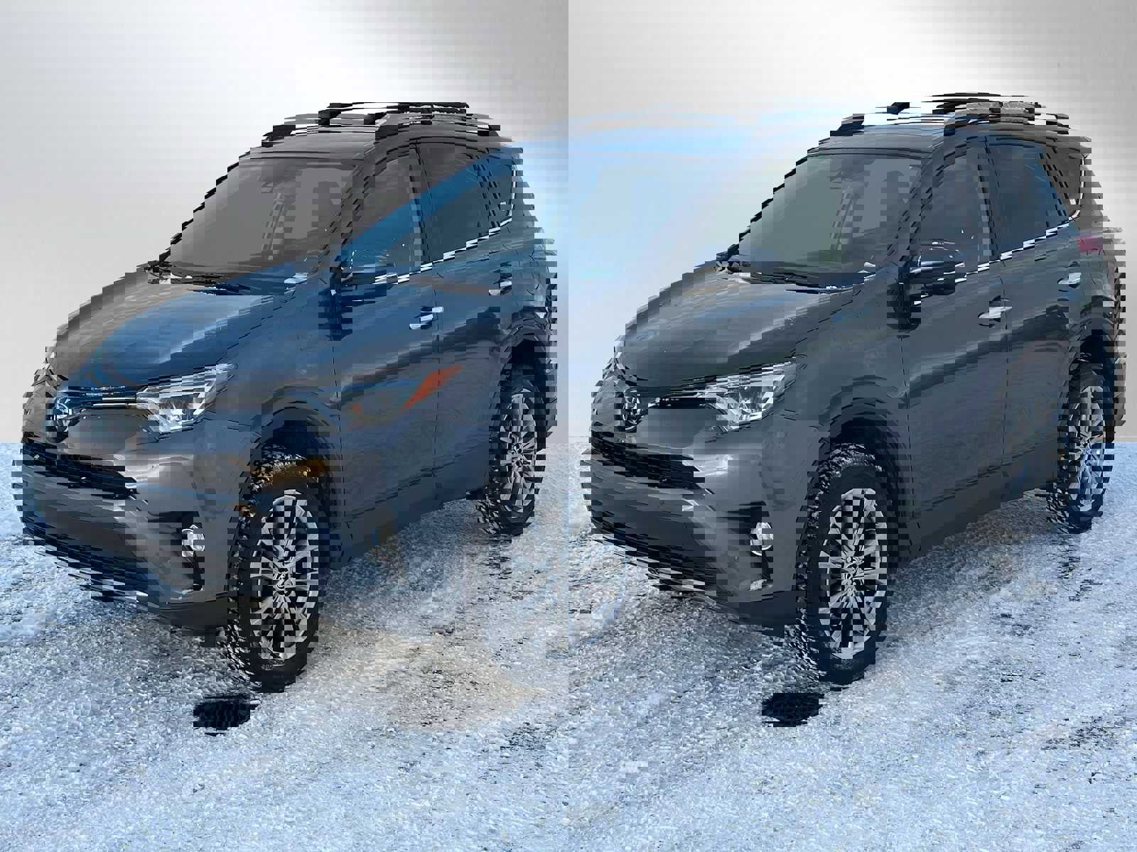 Used 2017 Toyota RAV4 Limited image 7