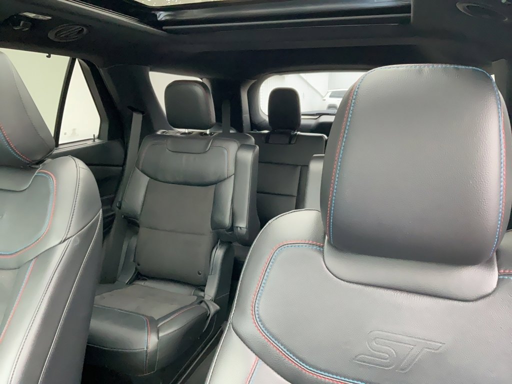 Used 2023 Ford Explorer ST w/ Equipment Group 401A image 14