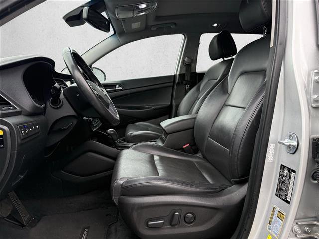 Used 2016 Hyundai Tucson Limited w/ Option Group 03 image 8