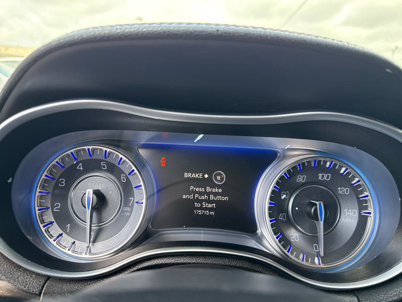 Used 2015 Chrysler 300 Limited image 18