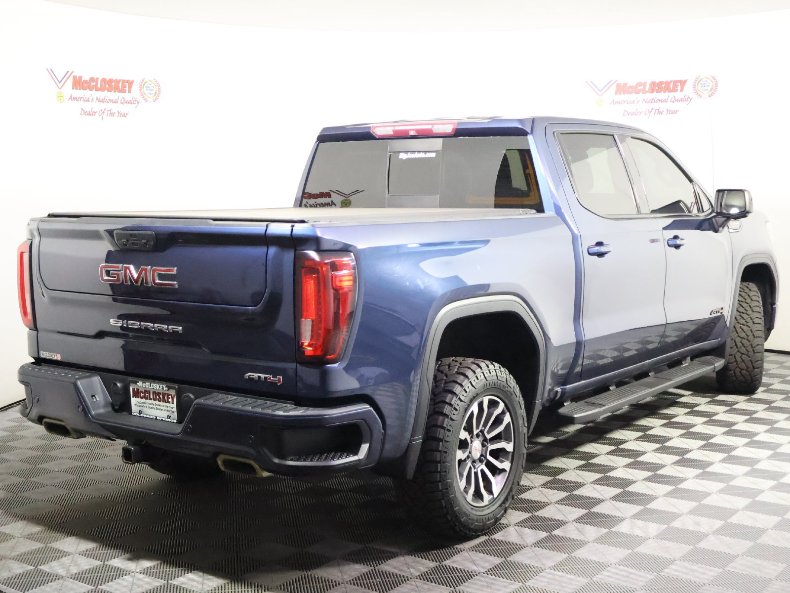 Used 2019 GMC Sierra 1500 AT4 w/ AT4 Premium Package AWD/4WD image 5